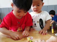 -MuaKids Garden
