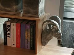 -HIGH FIVE哈福手工汉堡(桂林路店)