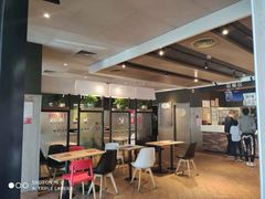大堂-肯德基(珠峰店)