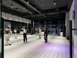 点击看大图 -VP 舞蹈工作室