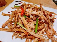 茶树菇炒鱿鱼-竹里馆·淮扬菜·功夫茶(老门东店)