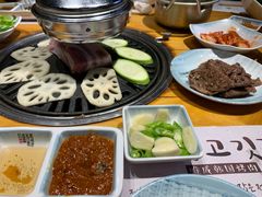 -唯成•韩国炭火烤肉 유성고기