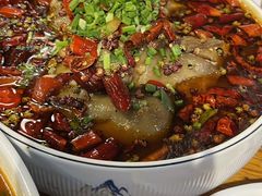 -李双猪·小龙虾·烧烤·羊肉煲(乐山店)
