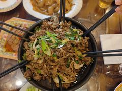 烤杜泊羊后腿-烤肉季饭庄