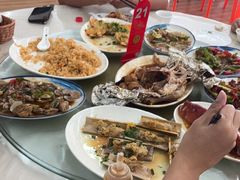 -红月湾海鲜饭店•沙滩海景(双月湾店)