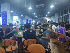 大堂-皖北巫氏三胖地锅鸡(长淮总店)