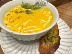 -Mark&Mars Restaurant