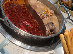 -九孔·筒骨莲藕汤锅(大明宫万达店)