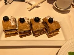 芝士蓝莓拿破仑-利苑酒家(宜安广场店)