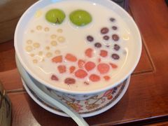-寄畅興·百年蟹黄面·万国建筑群(外滩27号店)