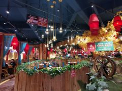 大堂-老滇山寨•云南特色菜•地方菜•民族风情歌舞表演(金碧店)