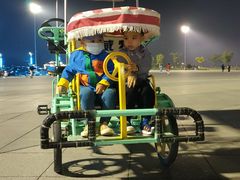 -东港音乐喷泉广场