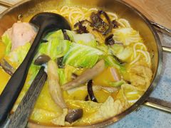 -刀小蛮半只鸡过桥米线(新奥购物中心店)