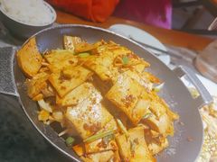 -大胡同天津菜·海肠捞饭·津门皮皮虾锅贴一绝(西姜井店)