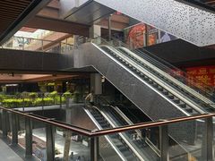 -瑞虹新天地月亮湾