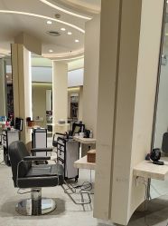 -Mentor Hair Salon