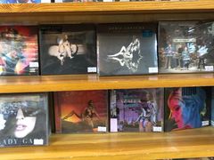 -M.F CDshop唱片店