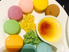 -圣丰索菲特·2 On 988 Café 自助餐厅