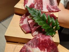 -山川小町·极番烧肉(新地假日广场店)