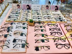 -肆兮眼镜·蔡司·徕卡战略合作店(大坪店)