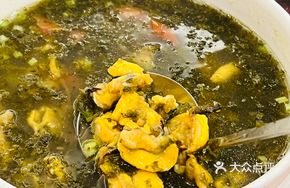 Fresh Mussel and Pork Slab Sour Cabbage Soup