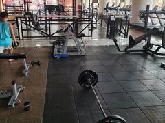 -奇迹健身金茂汇店