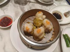 -香港百合居(LCM置汇旭辉广场店)