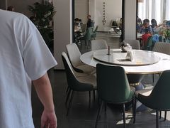 -何适山庄·团餐住宿(水长城P2停车场店)