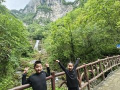 -鹿院坪生态旅游景区
