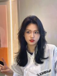 -FRIDAY星期五专业美发沙龙