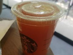 冰摇桃桃柠香茶-星巴克臻选(南京艾尚天地店)