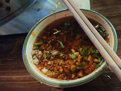 -拈签一笑黄牛肉辣卤串串