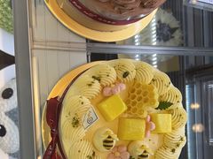 -花花卷卷·鲜食蛋糕(静安久光百货店)