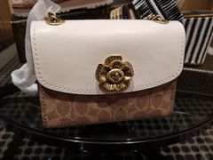 -COACH蔻驰(太古汇店)
