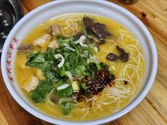 -文山荷鲜居(翠湖店)