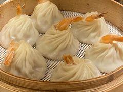 手拆蟹粉灌汤包-包小笼·金牌汤包(中山路店)