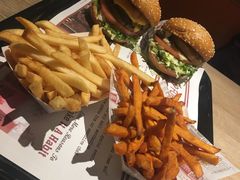 火烤双层牛肉特堡-The Habit Burger Grill 哈比特汉堡(复兴soho店)