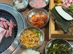 -香猪坊韩国烤肉专属门店(魏公村店)