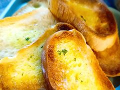 面包片-囧人粗品·泰国街市料理(霖峰店)