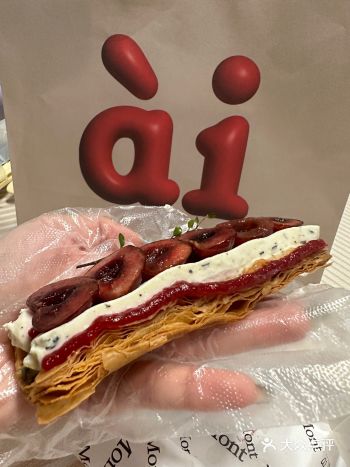 属于九江自己的老品牌 作为资深老会员的面包脑袋