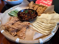 -魏铭鱼头捞饭(晋阳路店)