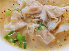 小碗牛肉馄饨-金胜胖子牛肉锅贴(五福街店)