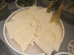 鲜冬笋-巴奴毛肚火锅(悠唐购物中心店)