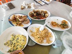 -红月湾海鲜饭店•沙滩海景(双月湾店)