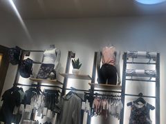 -lululemon athletica(希慎广场店)