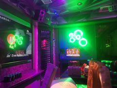 -好乐迪(张扬路八佰伴店)