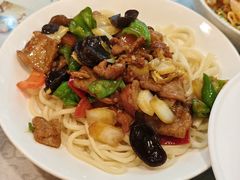 -汗腾格里·风味餐厅(新疆驻京办店)