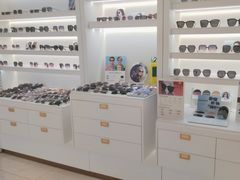 -J-Optical佳视明眼镜·蔡司视觉(青岛金茂览秀城店)
