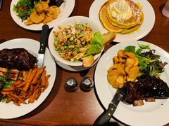 -Pancakes on the rocks(Darling Harbour)