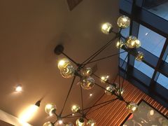店内布置-星巴克(上海虹桥新天地二店)